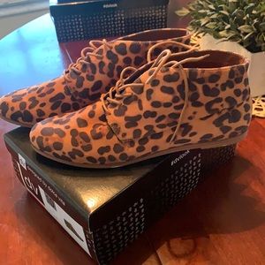 Brand new in box leopard mid bootie